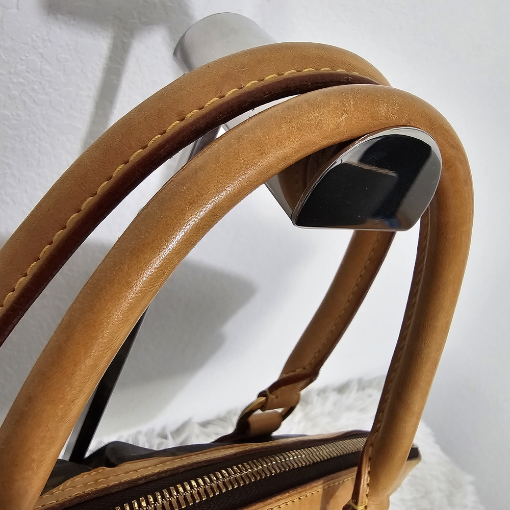 Louis Vuitton Brown Tivoli PM Handbag - Picture 6 of 16